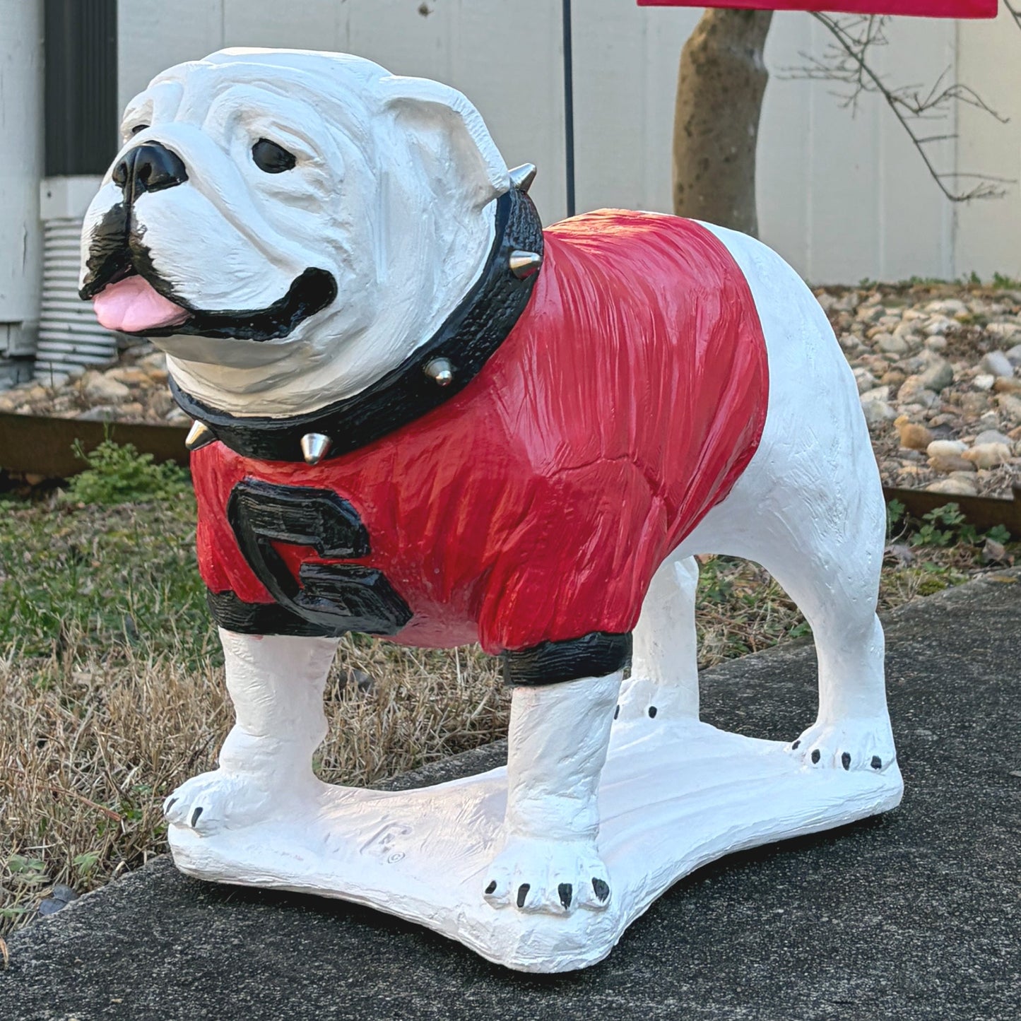Georgia Bulldogs Standing Mascot Boom Stone Statue for Garden, Yard, Home Decor and Porch.